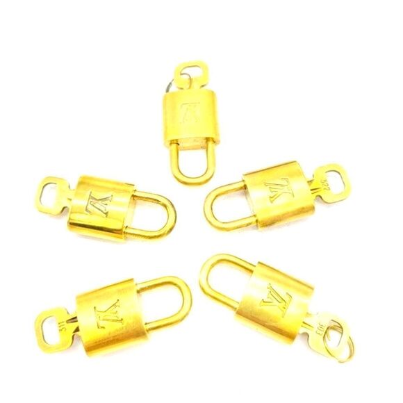 One Louis Vuitton Lock & Key - Picture 6 of 7